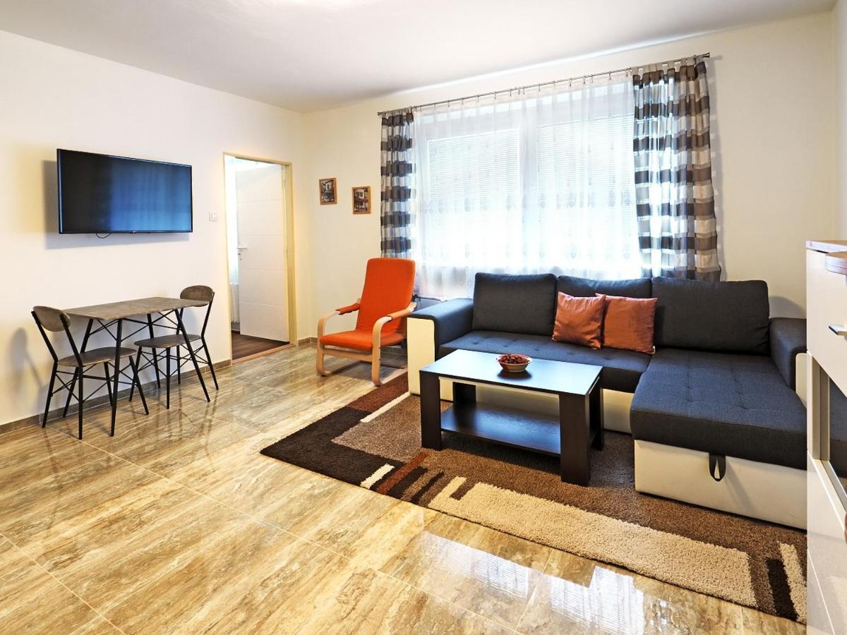 Penzion Kendy Apartment Mistrin Ngoại thất bức ảnh